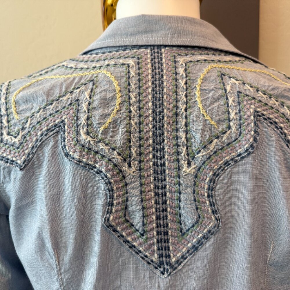 Ryan Micheal Chambray Shirt Large - Picture 3 of 11